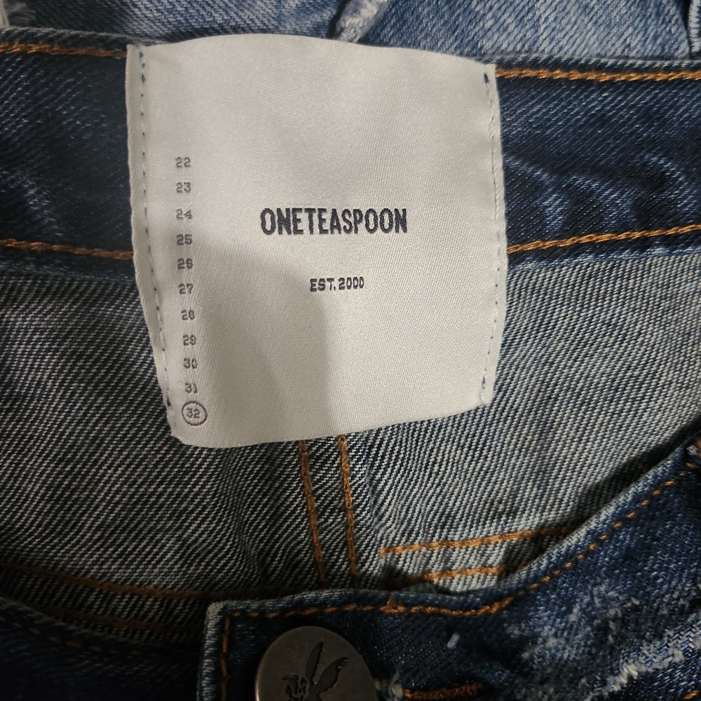 One Teaspoon Distressed Blue Jean Shorts Size 32 - Picture 7 of 8